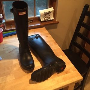 Hunter "original tall" rain boots black size US 8