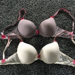 Victoria Secret Push-up Bras! Like New!!