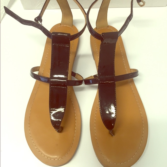 Nine West black patent leather sandals Size 6.5