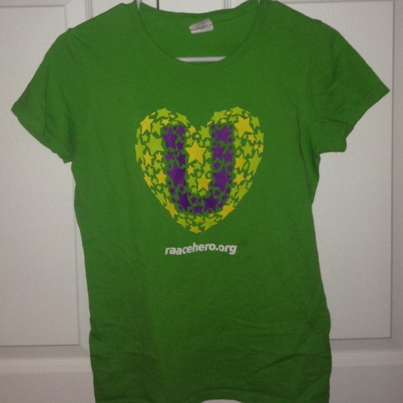 Green tshirt