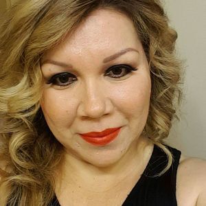 Meet your Posher, Irene