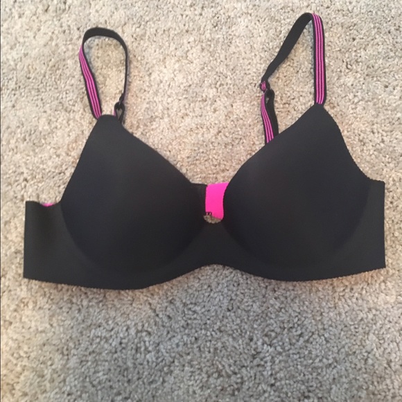 34b brand new bra (never worn) SUPER SOFT