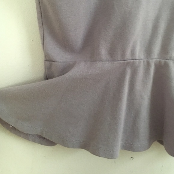 Purple, sleeveless, peplum top. - Picture 4 of 4