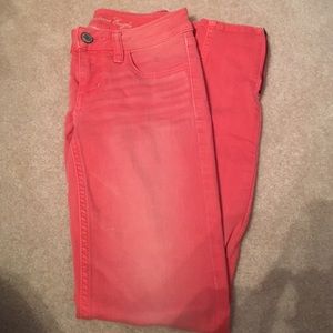 Pink AEO Super Stretch Jegging