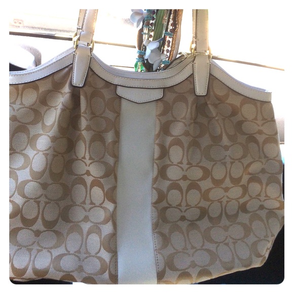 Coach Pocketbook