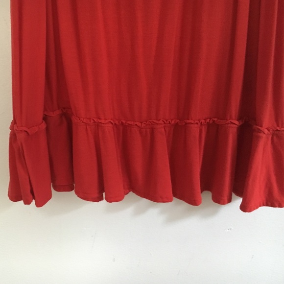 Red, flowy, spaghetti strap tank. - Picture 3 of 4