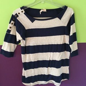 navy and tan striped top