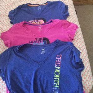 3 Large North Face T-Shirts