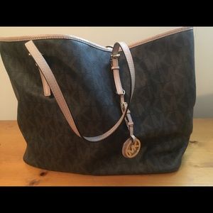 Authentic Large Michael Kors Tote
