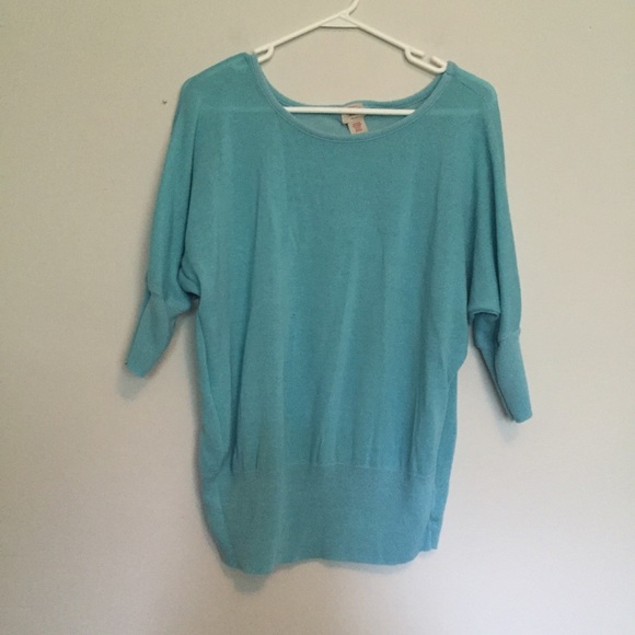 🌂CROPPED BLUE SWEATER🌂