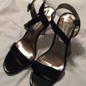 Steve Madden size 6 1/2 black