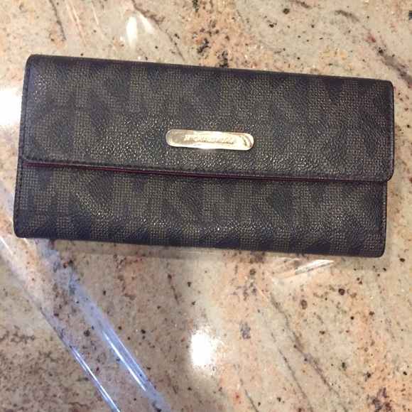 Michael Kors wallet