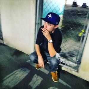 Meet your Posher, Troy