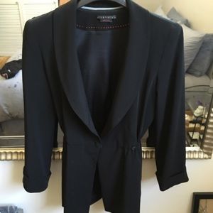 Alice + Olivia classic black blazer