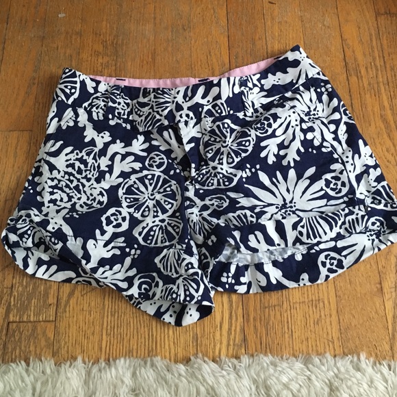 Lilly Pulitzer Shorts - Picture 1 of 1