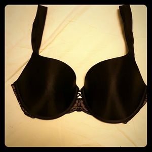 SALE ☺ Black Maidenform 36DD Bra