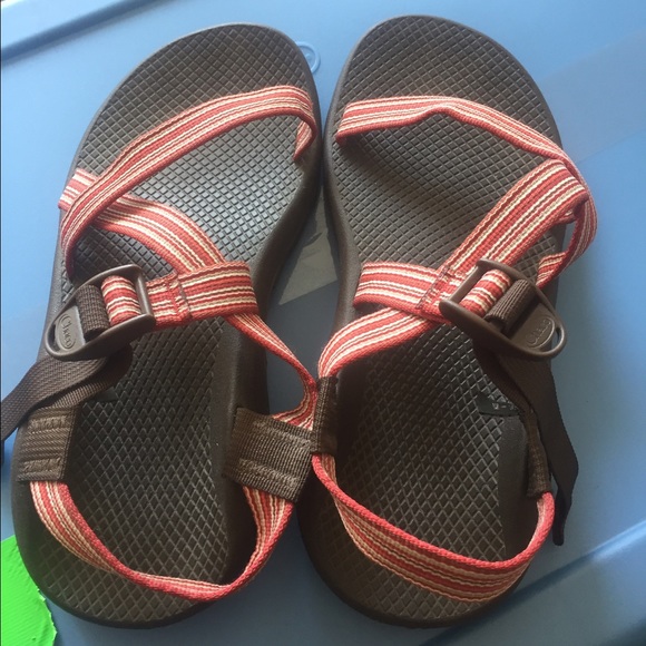 Brand new Chacos z/1 Classic