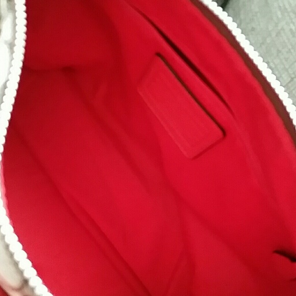 Coach Signature Purse - Picture 3 of 3