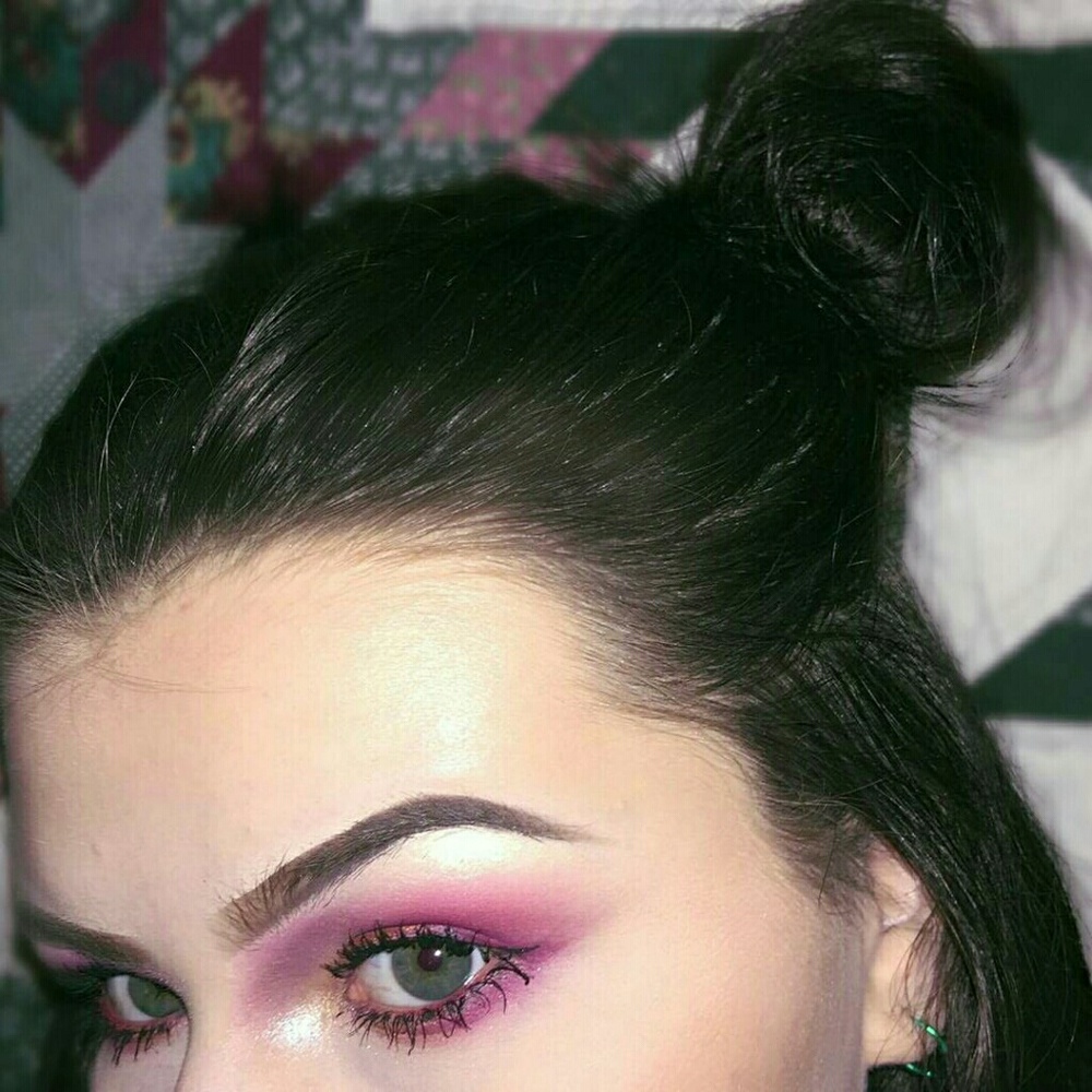 Meet your Posher, Carleigh