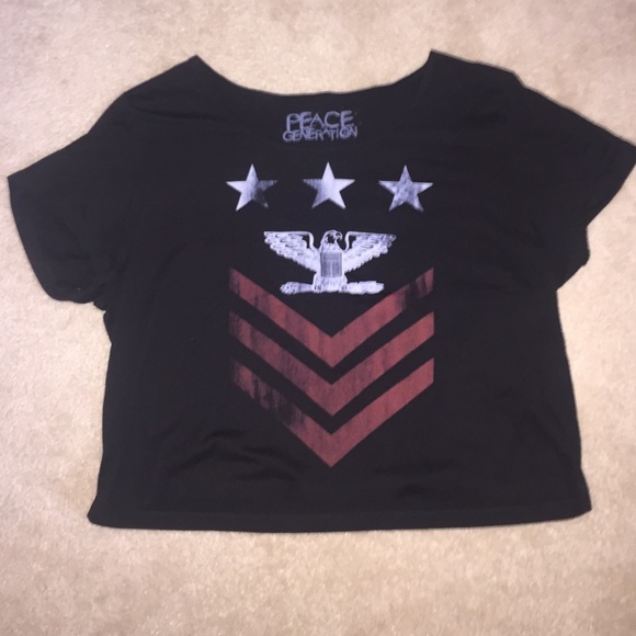 Loose-fitting Black Tshirt