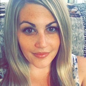 Meet your Posher, Lyndsey