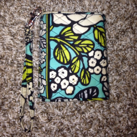 Vera Bradley super smart wristlet - Picture 2 of 4