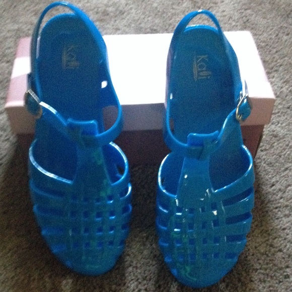 Turquoise Jelly sandals