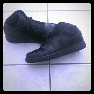 Black Air Jordan 1