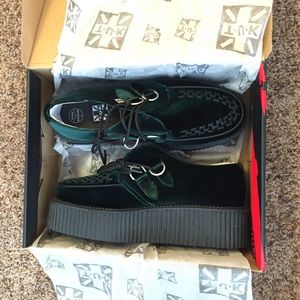 Genuine T.U.K tuk velvet creepers