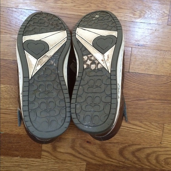 Shoes - Picture 3 of 3