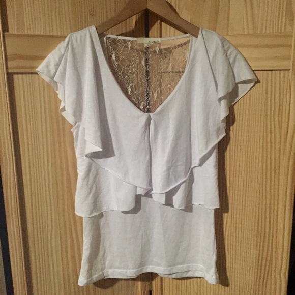 White layered & lace Top-NWOT