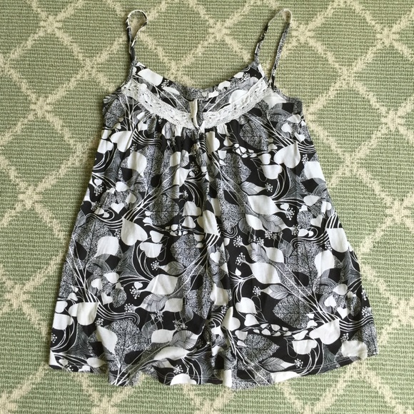 Ella Moss Black and White tank