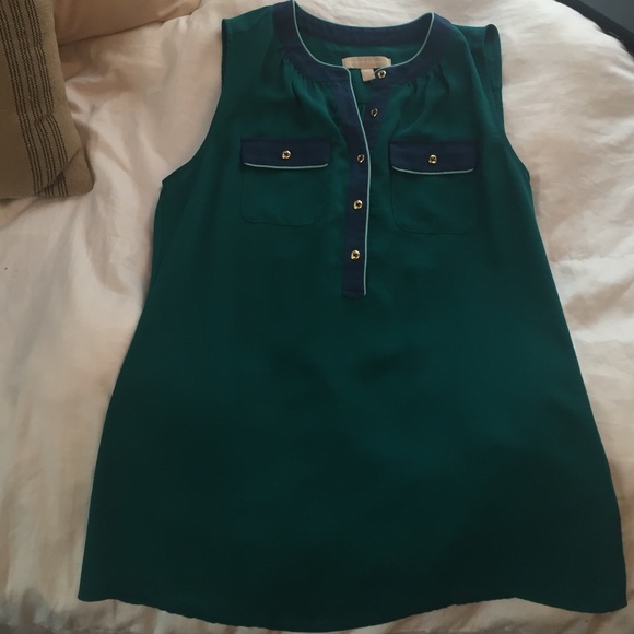 Banana Republic Sleeveless top