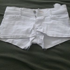 White Hollister shorts