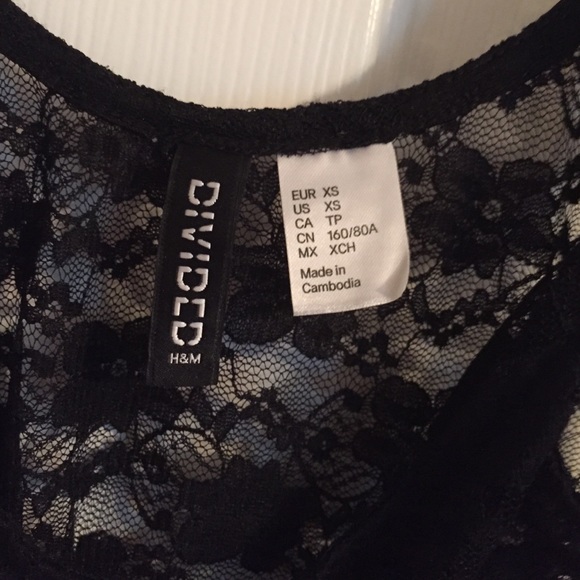 Black lace top - Picture 3 of 3