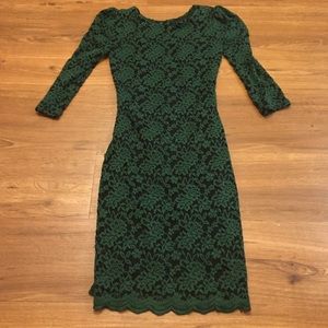 Lace dress with cutout back