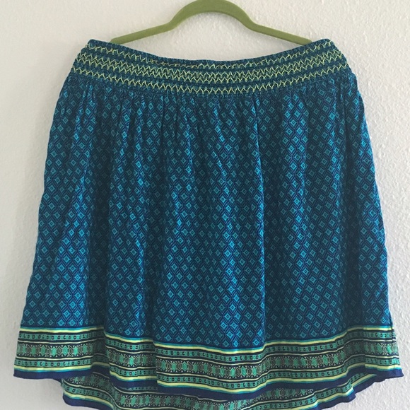 Old Navy! Cute Skirt Alert! 🎉
