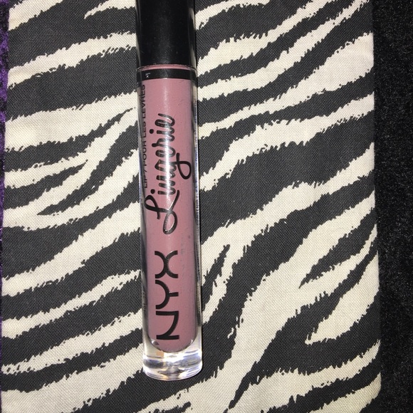 Nyx lip lingerie