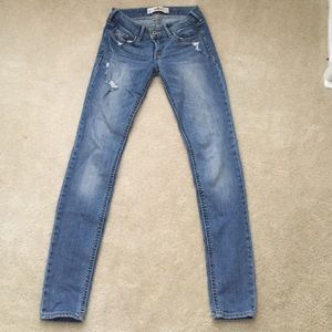 Hollister jeans