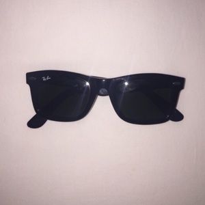 Ray-Ban Classic Wayfarer