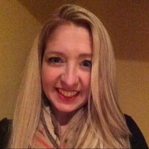 Meet your Posher, Stephanie