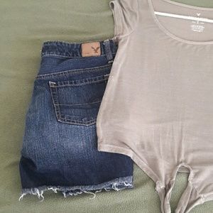 American eagle top an bottom