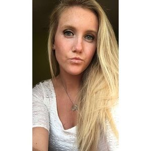 Meet your Posher, Madisen