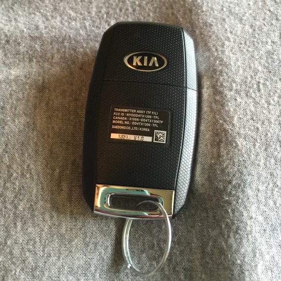 Kia Keyfob - Picture 2 of 2