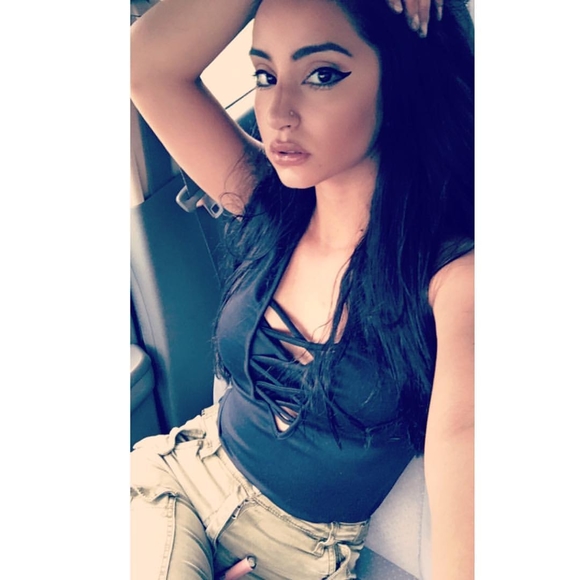 Meet your Posher, Jasmine