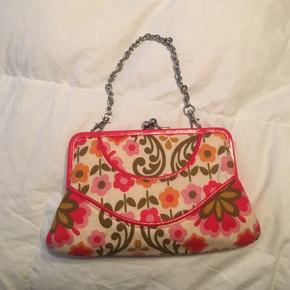 VERA BRADLEY CLUTCH WALLET