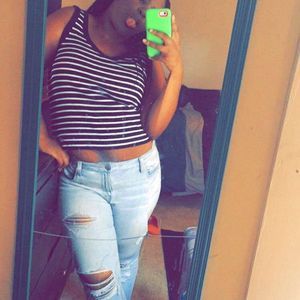 Meet your Posher, Yuderria