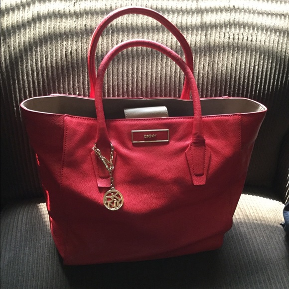 *July Sale*Genuine Leather DKNY Bag