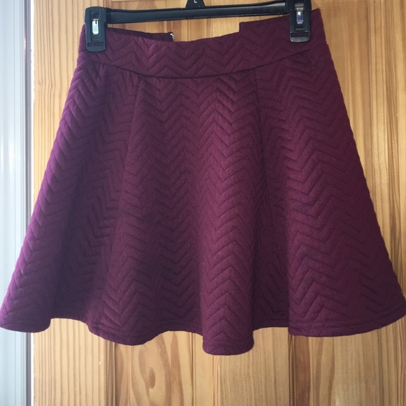 maroon skirt from forever 21!