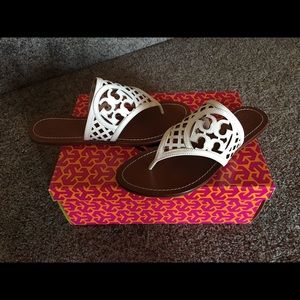 Tory Burch Thatched Pref Logo Thong